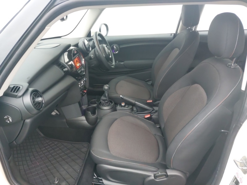 Used MINI Hatch 2020 for sale - 76708886: Photo 5