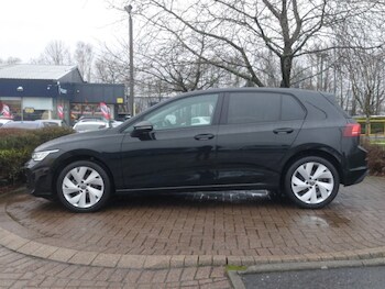 Used Volkswagen Golf 2024 for sale - 77339012: Photo