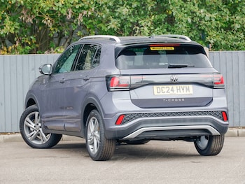 Used Volkswagen T-Cross 2024 for sale - 76358447: Photo