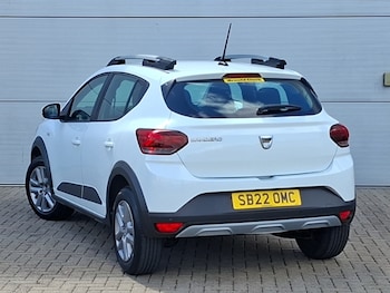 Used Dacia Sandero Stepway 2022 for sale - 79074432: Photo