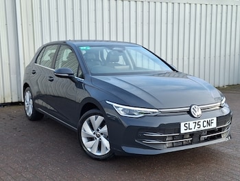 Used Volkswagen Golf 2025 for sale - 79171567: Photo