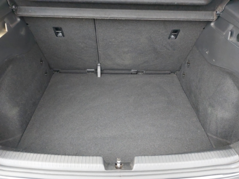 Used Volkswagen ID.3 2021 for sale - 77657173: Photo 8