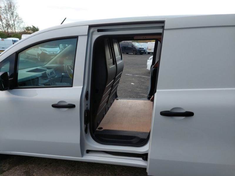 Used Renault Kangoo 2024 for sale - 77142646: Photo 12