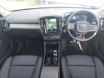 Used Volvo XC40 2025 for sale - 79195066: Photo