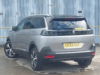 Used Peugeot 5008 2023 for sale - 79382197: Photo