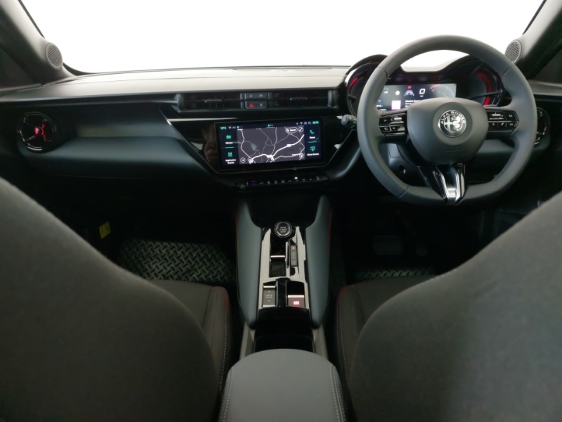 Used Alfa Romeo Junior 2025 for sale - 78156317: Photo 2