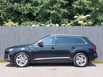 Used Audi Q7 2023 for sale - 79231093: Photo