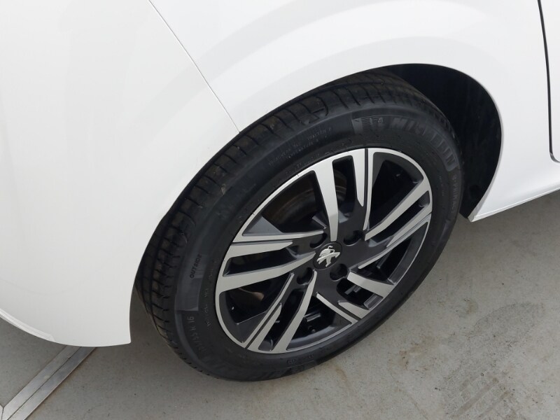 Used Peugeot 208 2023 for sale - 77933713: Photo 12