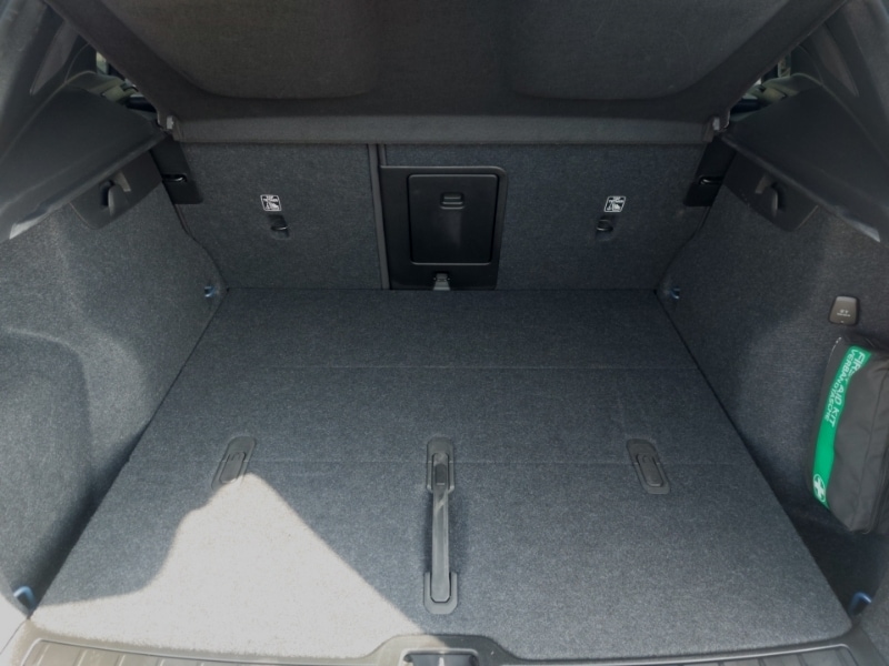 Used Volvo XC40 2024 for sale - 77155150: Photo 8