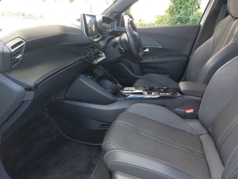 Used Peugeot 2008 2024 for sale - 76771242: Photo 5