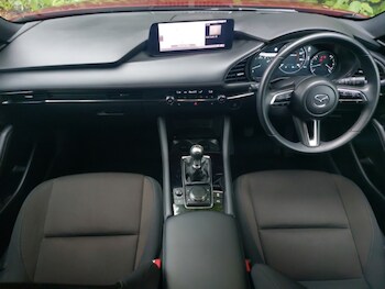 Used Mazda Mazda3 2024 for sale - 76150007: Photo 2
