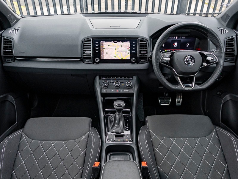 Used Skoda Karoq 2024 for sale - 76589689: Photo 2