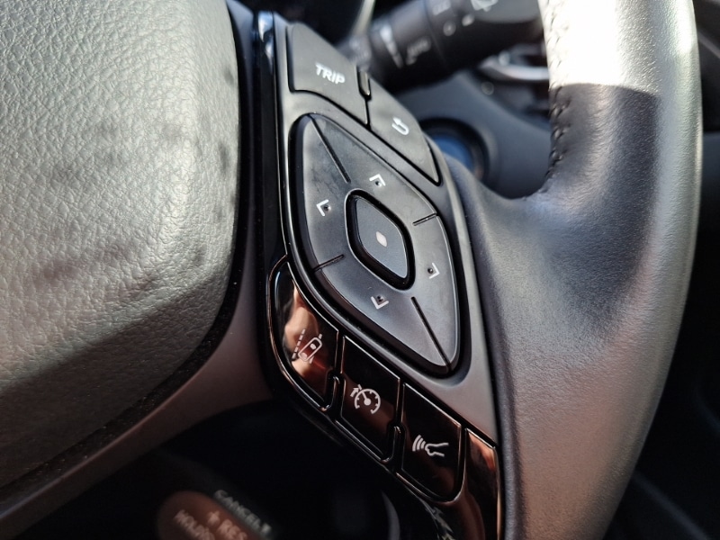 Used Toyota C-HR 2023 for sale - 77881944: Photo 12