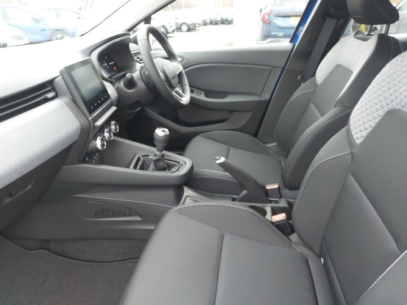 Used Renault Clio 2025 for sale - 76842536: Photo 5