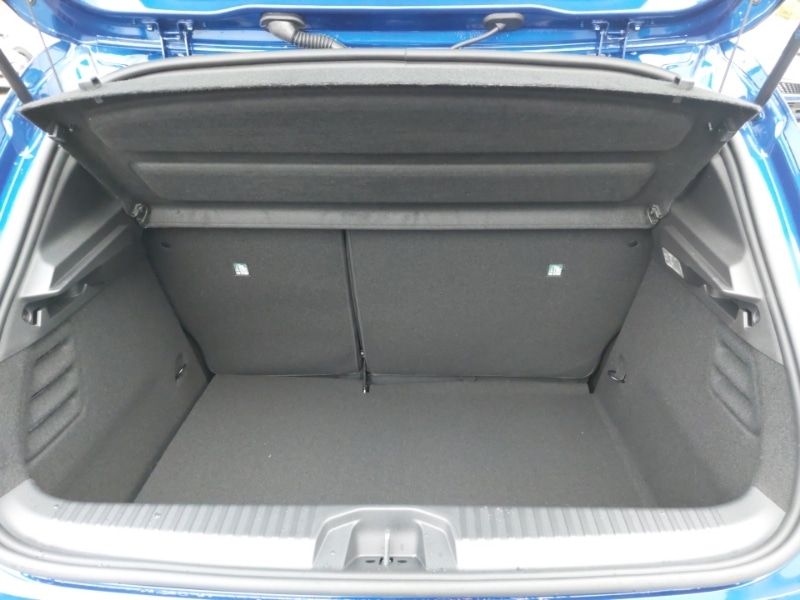 Used Renault Clio 2025 for sale - 76842536: Photo 8