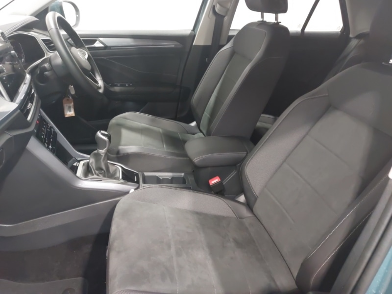 Used Volkswagen T-Roc 2024 for sale - 76444755: Photo 5