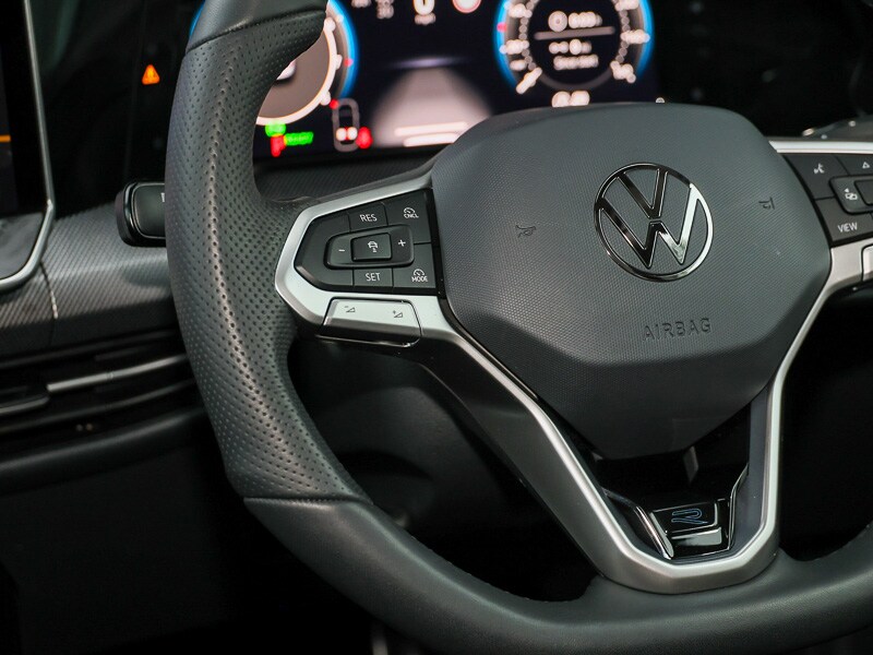 Used Volkswagen Golf 2025 for sale - 76619563: Photo 11