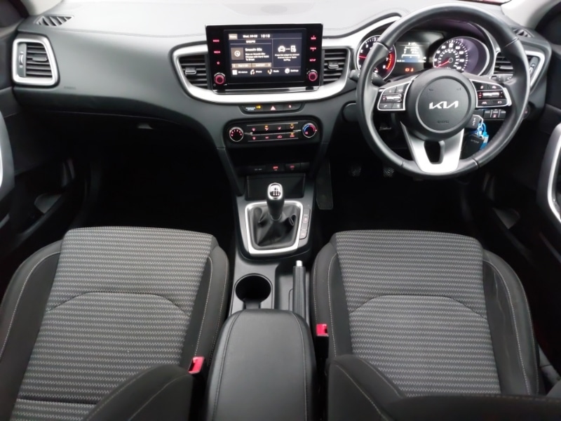 Used Kia XCeed 2023 for sale - 77615277: Photo 2