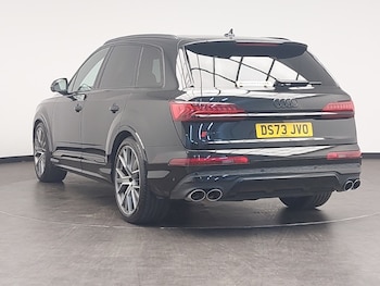 Used Audi Q7 2024 for sale - 75674675: Photo