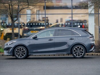 Used Kia Ceed 2022 for sale - 77677848: Photo