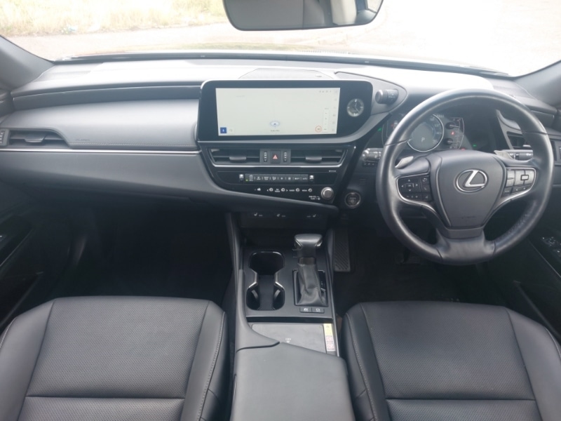 Used Lexus ES 2023 for sale - 76764880: Photo 2
