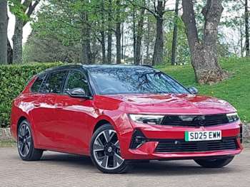 2025 - 115kW Ultimate 54kWh 5dr Auto