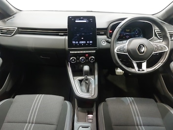 Used Renault Clio 2023 for sale - 77875331: Photo