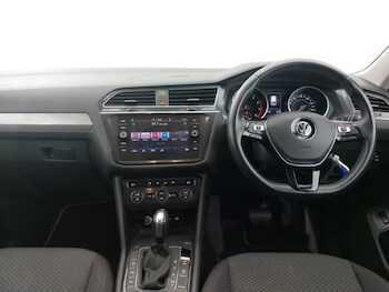 Used Volkswagen Tiguan Allspace 2021 for sale - 78621637: Photo