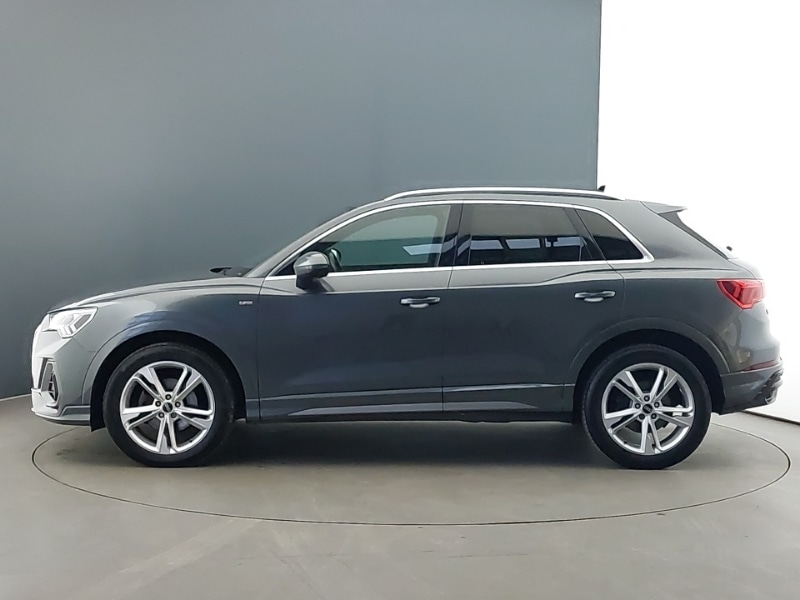 Used Audi Q3 2021 for sale - 76606679: Photo 4