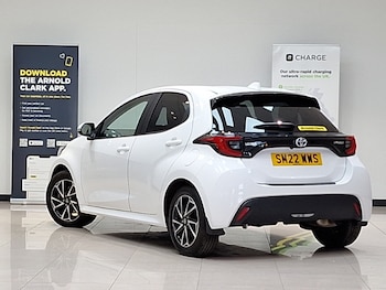 Used Toyota Yaris 2022 for sale - 77923148: Photo