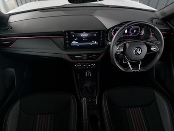 Used Skoda Kamiq 2024 for sale - 77252855: Photo