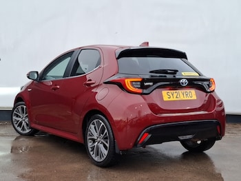 Used Toyota Yaris 2021 for sale - 78606300: Photo