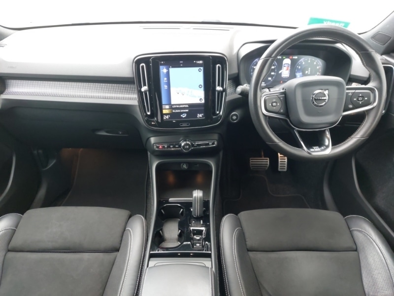 Used Volvo XC40 2020 for sale - 77503870: Photo 2