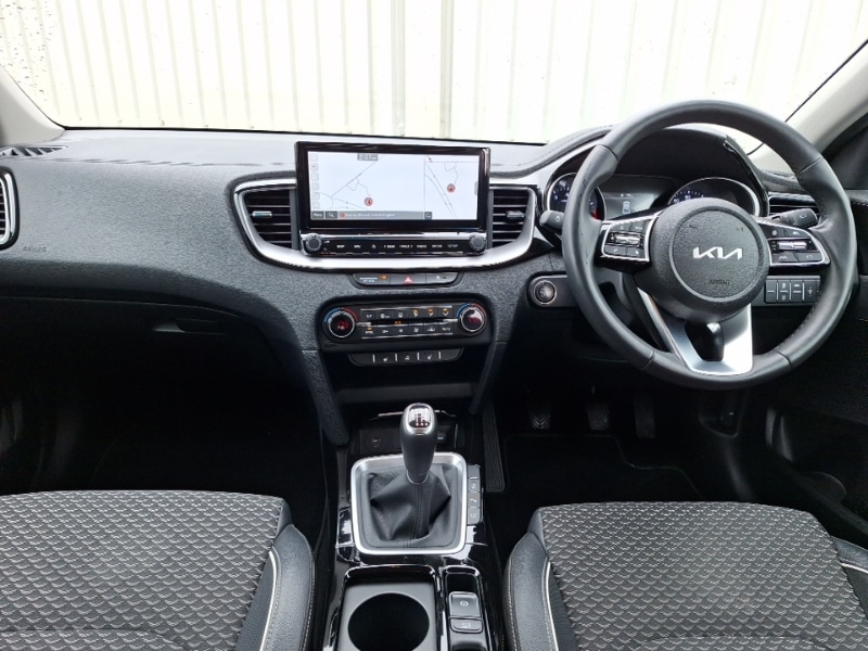 Used Kia XCeed 2023 for sale - 78218838: Photo 2