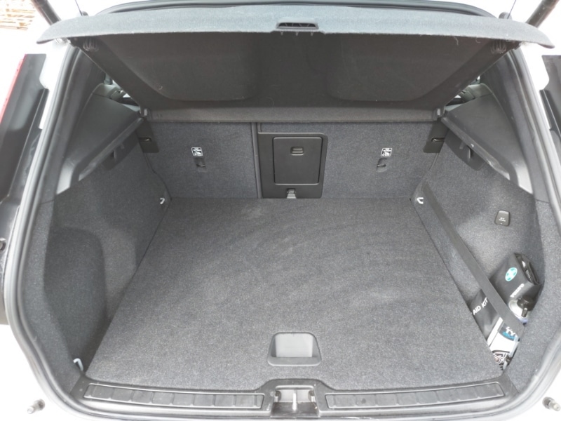 Used Volvo XC40 2020 for sale - 77657129: Photo 8