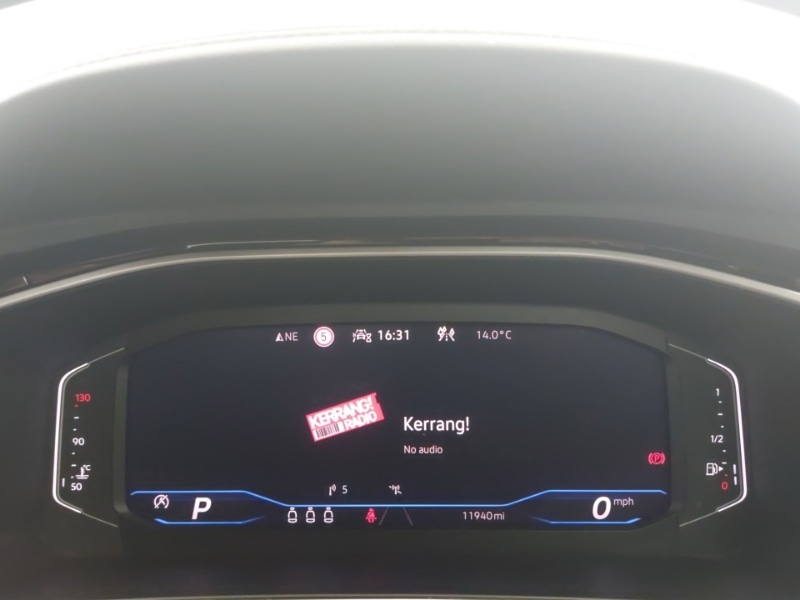 Used Volkswagen T-Roc 2023 for sale - 77912771: Photo 10