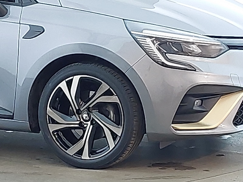 Used Renault Clio 2023 for sale - 77875146: Photo 9