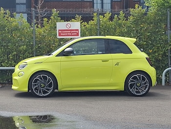 Used Abarth 500 2023 for sale - 76049260: Photo
