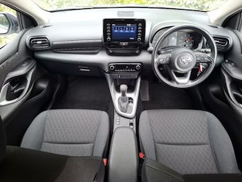 Used Toyota Yaris 2021 for sale - 78355962: Photo