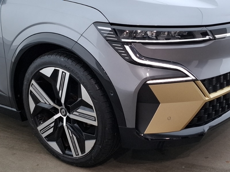 Used Renault Megane E Tech 2023 for sale - 77495555: Photo 9