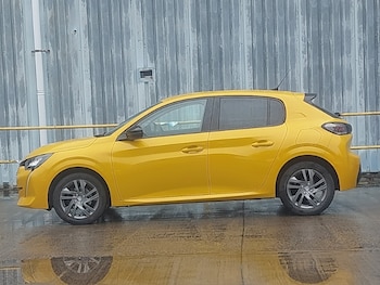 Used Peugeot 208 2022 for sale - 76928668: Photo