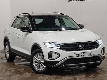 Used Volkswagen T-Roc 2023 for sale - 77877043: Photo