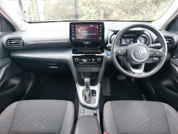Used Toyota Yaris Cross 2023 for sale - 78219839: Photo