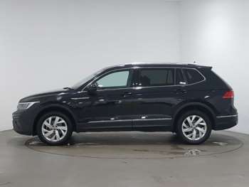 Used Volkswagen Tiguan Allspace 2023 for sale - 74960401: Photo