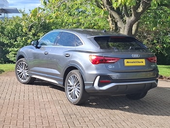 Used Audi Q3 2020 for sale - 76497910: Photo