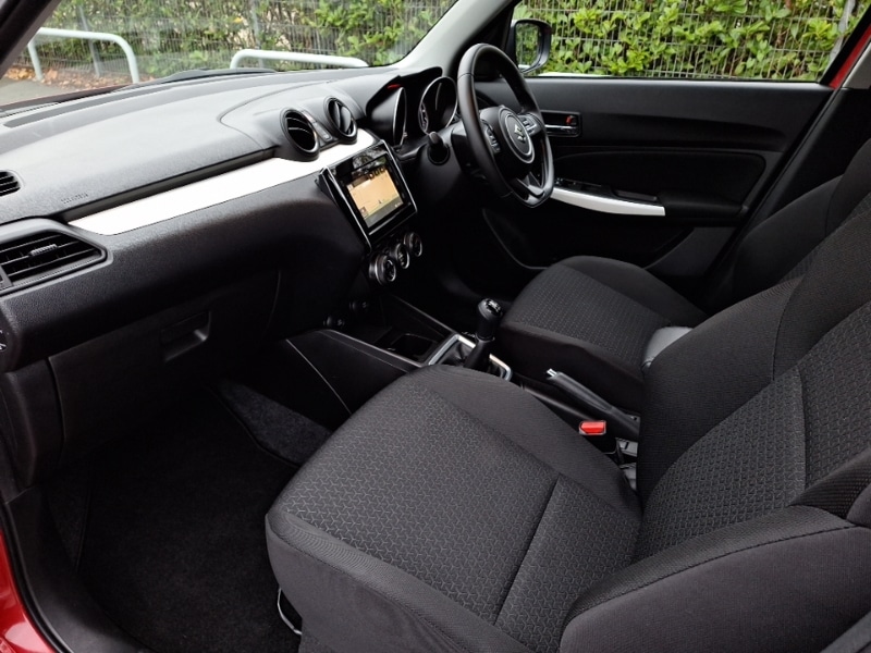 Used Suzuki Swift 2020 for sale - 76695544: Photo 5