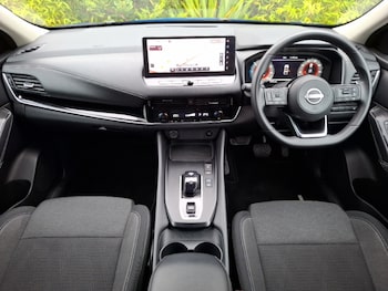 Used Nissan Qashqai 2024 for sale - 76288855: Photo 2