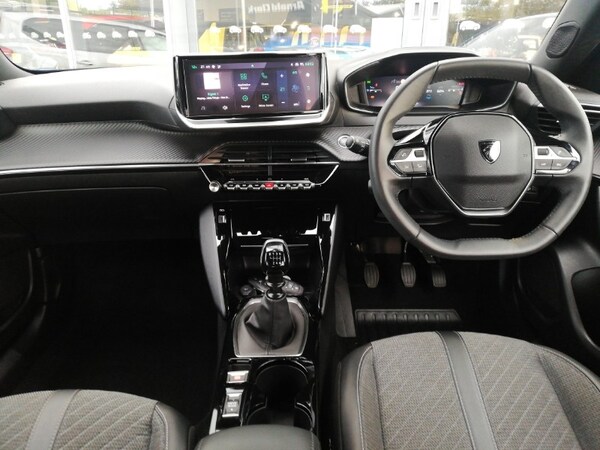 Used Peugeot 2008 2023 for sale - 76343206: Photo 2