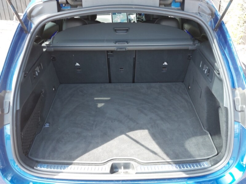 Used Mercedes-Benz GLC 2023 for sale - 76764510: Photo 8