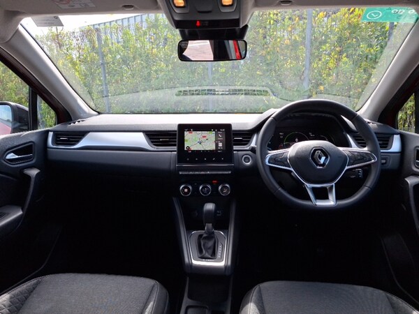 Used Renault Captur 2023 for sale - 76254129: Photo 2